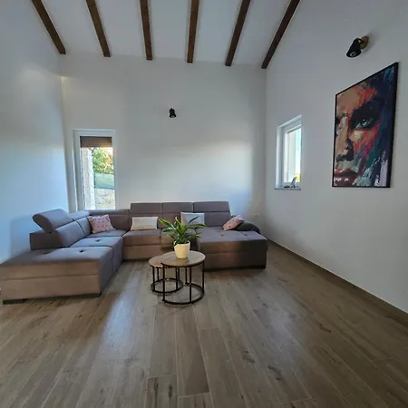 Eva Koper Villa Marezige