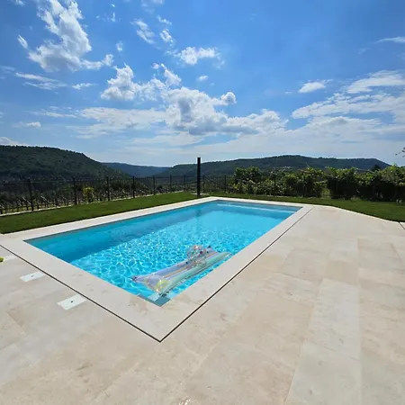 Eva Heated Saltwater Pool Near Koper Vila