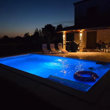 Eva Heated Saltwater Pool Near Koper * Marezige