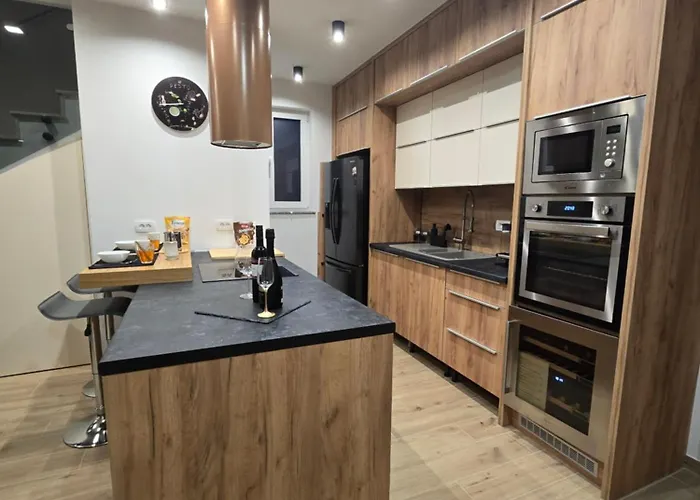 Eva Koper וילה *