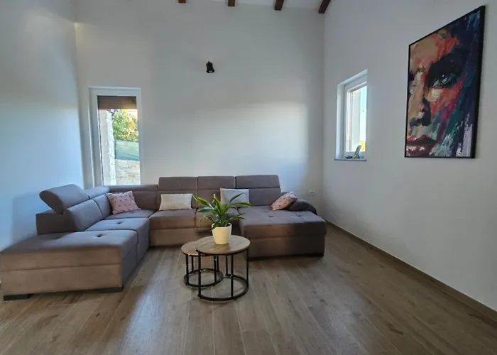 Eva Koper Vila Marezige